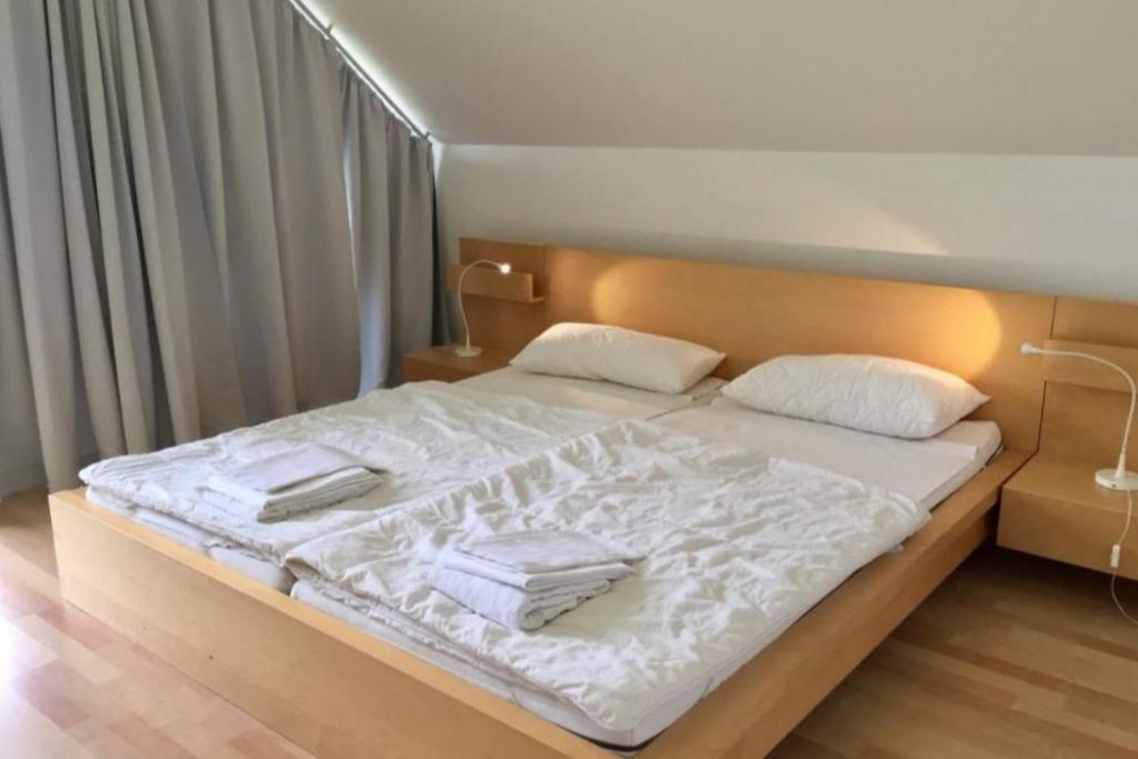 W7 - Sehr Schoenes Ferienhaus Mit Toller Lage Und Super Aussicht In Roebel An Der Mueritz Villa Exteriör bild