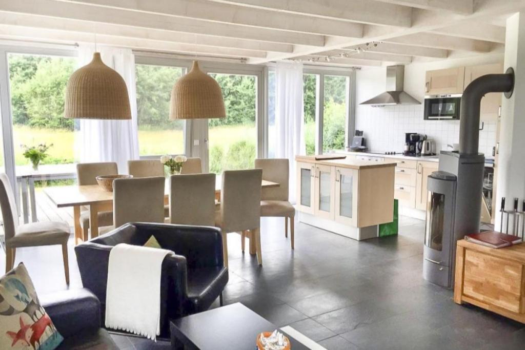 W7 - Sehr Schoenes Ferienhaus Mit Toller Lage Und Super Aussicht In Roebel An Der Mueritz Villa Exteriör bild